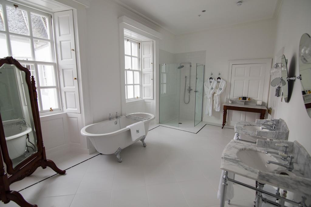 Готель Islay House Bridgend  Екстер'єр фото
